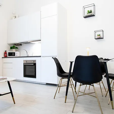 - Esclusivo In Pieno Centro Apartment *